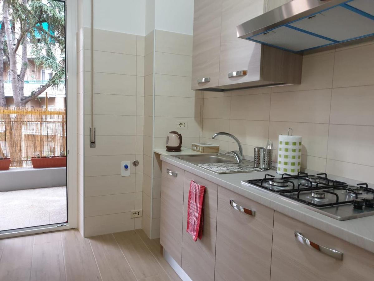 Trilocale Lido Di Roma Apartment Lido di Ostia Ngoại thất bức ảnh